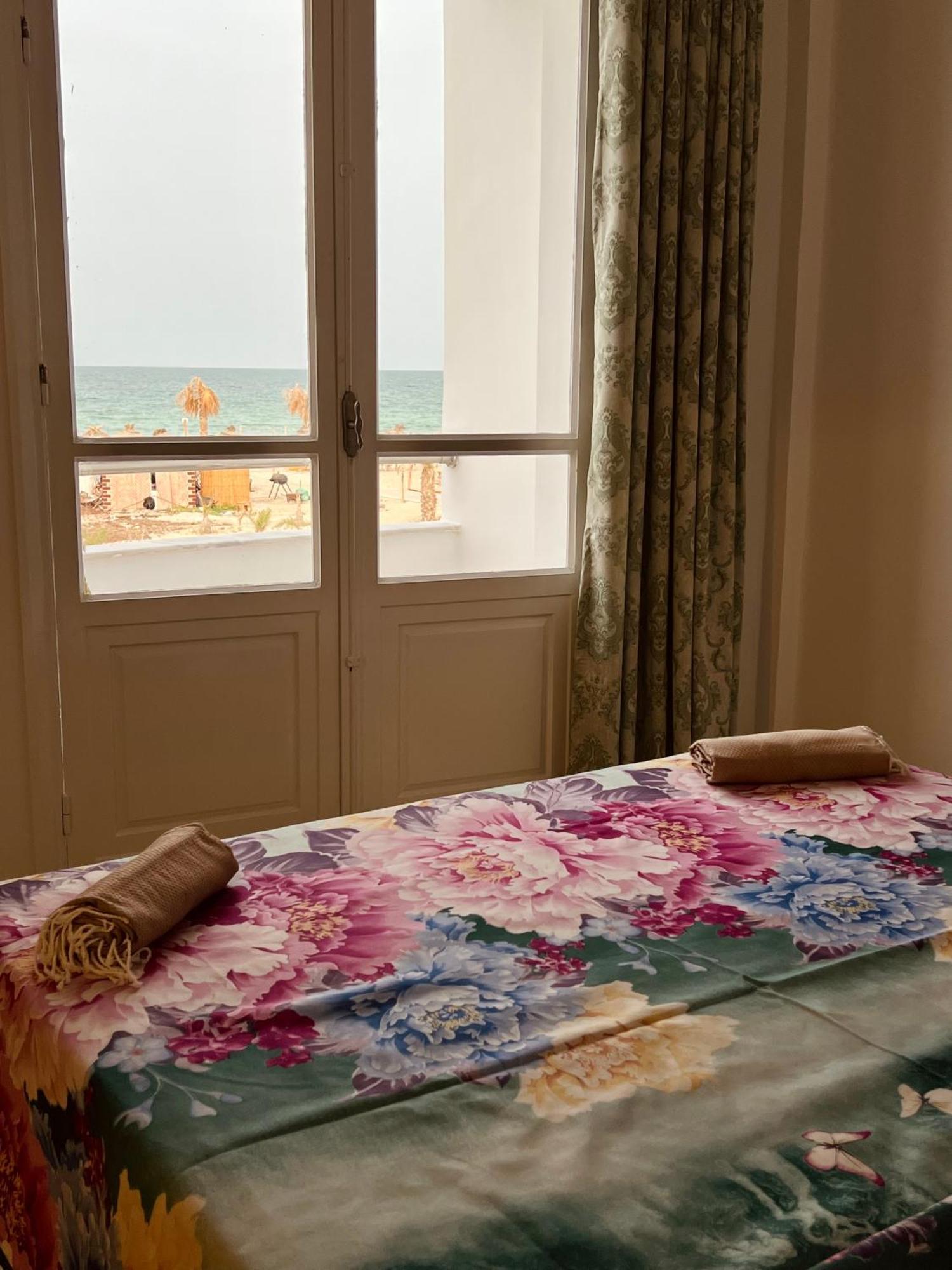 Appartement Vue De Mer Pied Dans L'Eau Γκαμπές Εξωτερικό φωτογραφία
